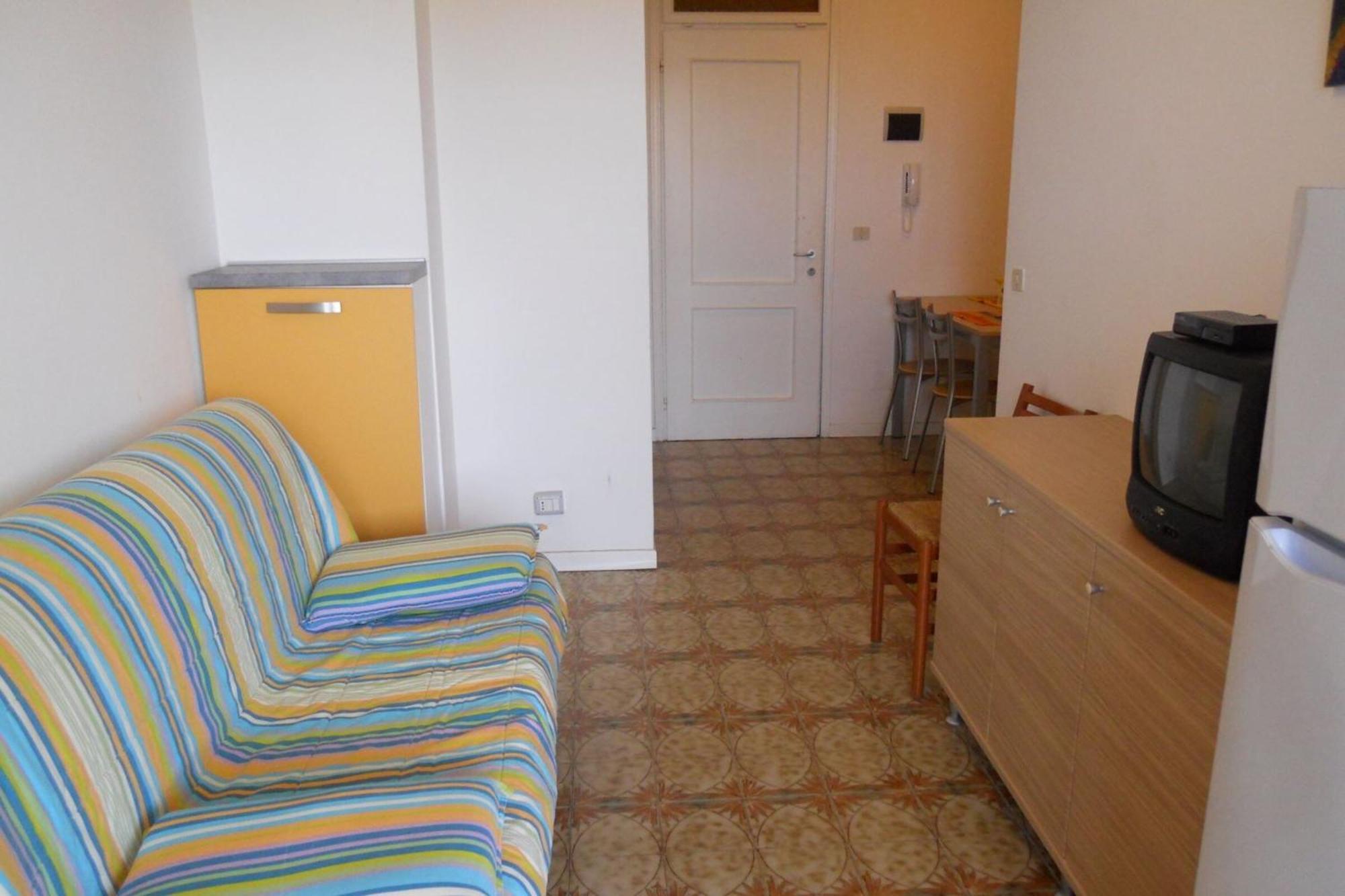 Bright Flat With A Wide Terrace - Beahost Rentals Бибионе Экстерьер фото